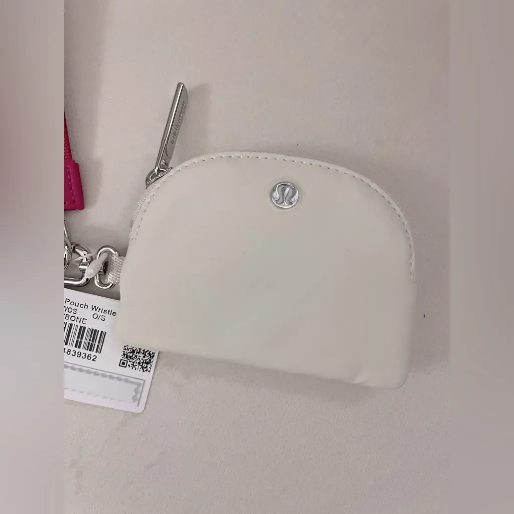 Lululemon  NWT Dual Pouches Wristlet Passionate Bone - Image 7