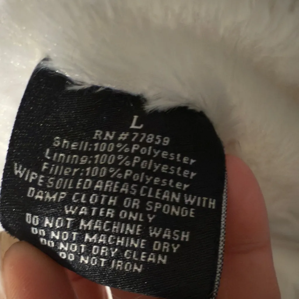 White Quilted Women's Jacket Size kids large - Image 3