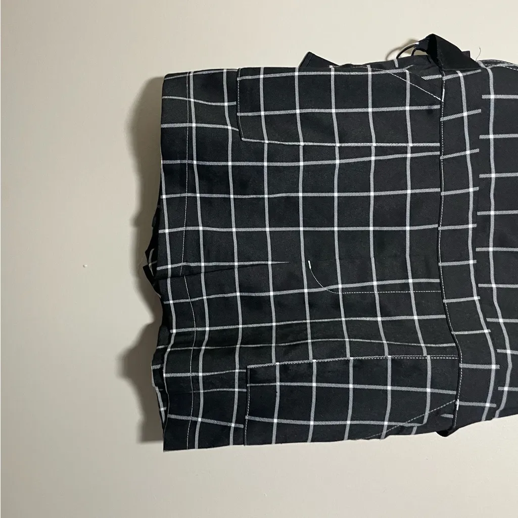 Hot Topic Grid Print Overall Shorts - Image 4