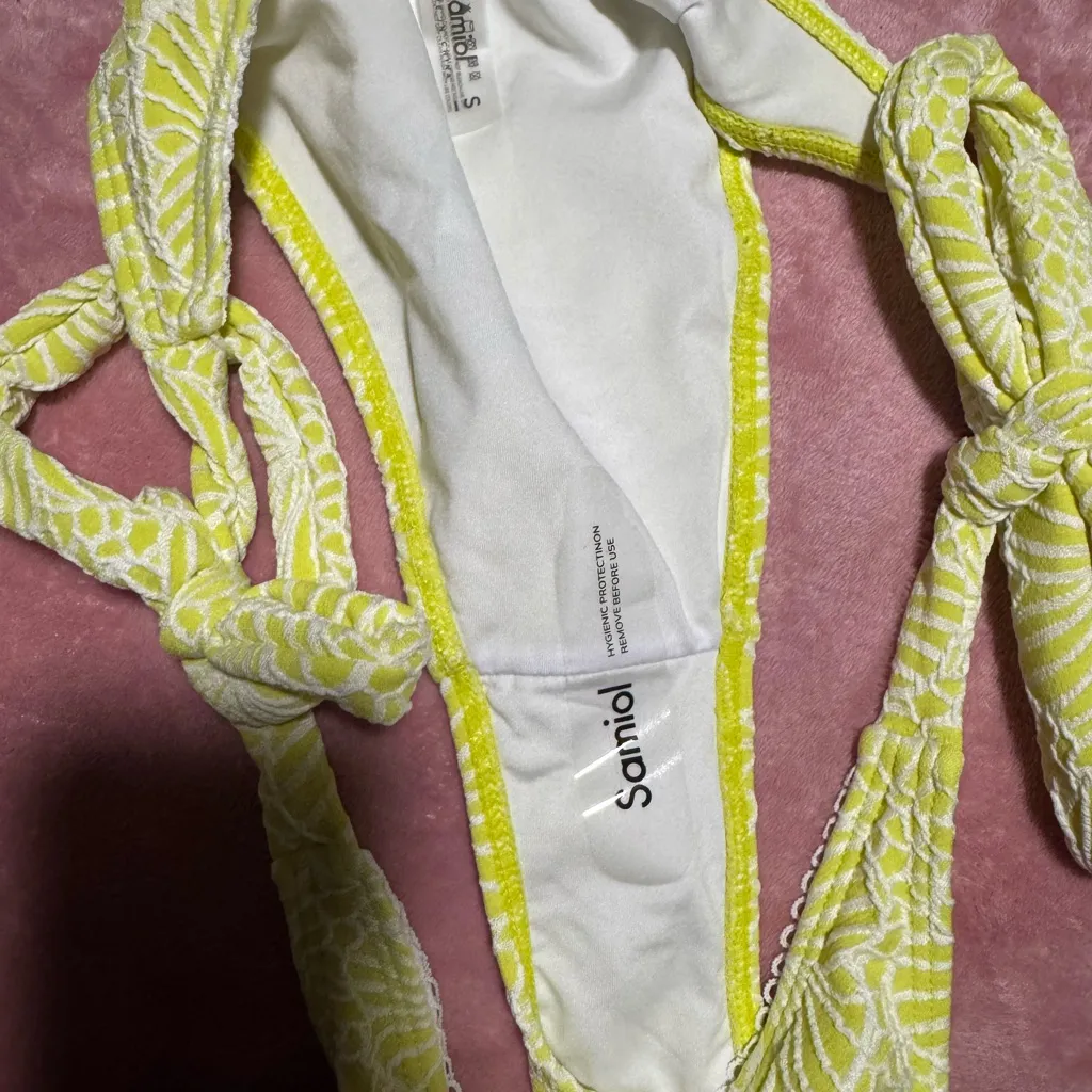 Samiol swim set Yellow - Image 3