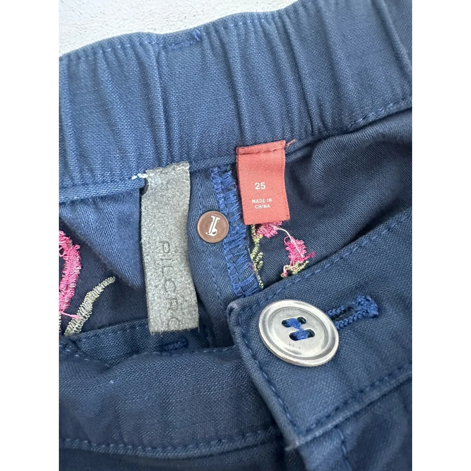 Anthropologie Pilcro The Roamer Twill Navy Embroidered Pants, Sz: 25 Boho (b1) - Image 6