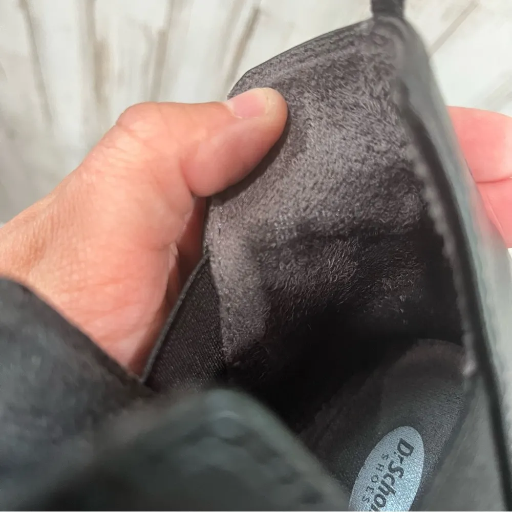 Dr. Scholl's Teammate Ankle Chelsea Bootie in Black Leather (Faux Leather) - Image 6