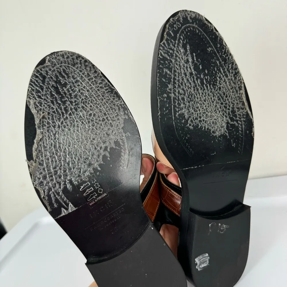 INCH2 Patent Italian Leather Closed Toe Sandals Sz 38 Nude Bucke Strap Black - Image 16