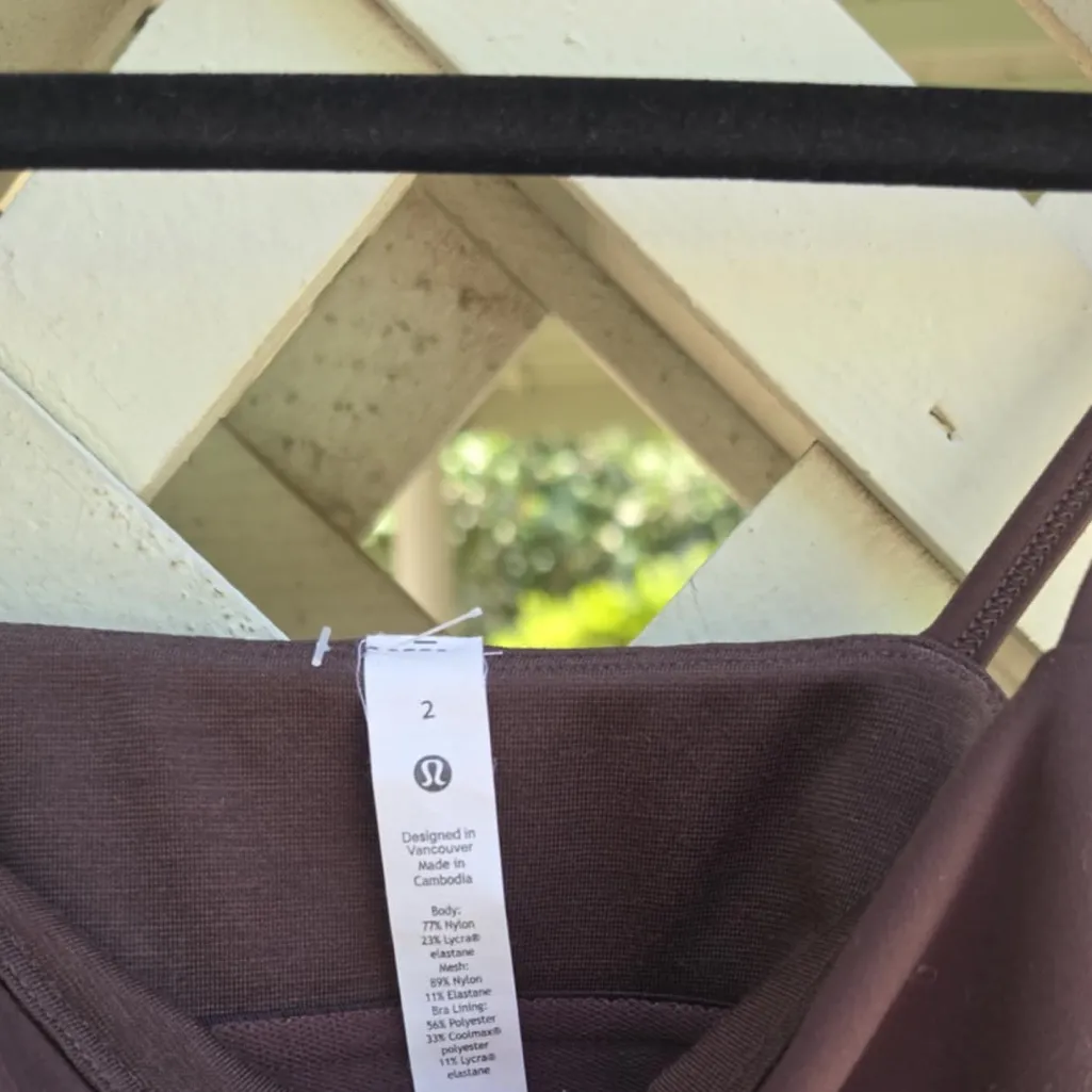 ❤️Lululemon sports bra - Image 2