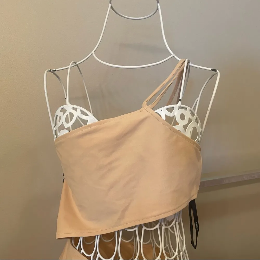 NWT Forever 21 Cut-Out One-Shoulder Bodysuit - Image 10