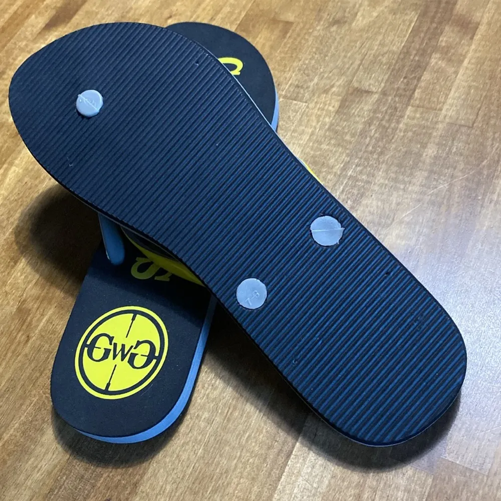 Girls with Guns flip flops 7 - Image 3