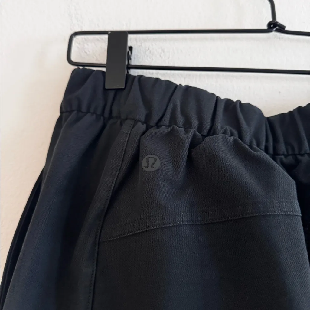 Lululemon Light Utilitech Cargo Pocket High Rise Pant 30 Black - Image 6