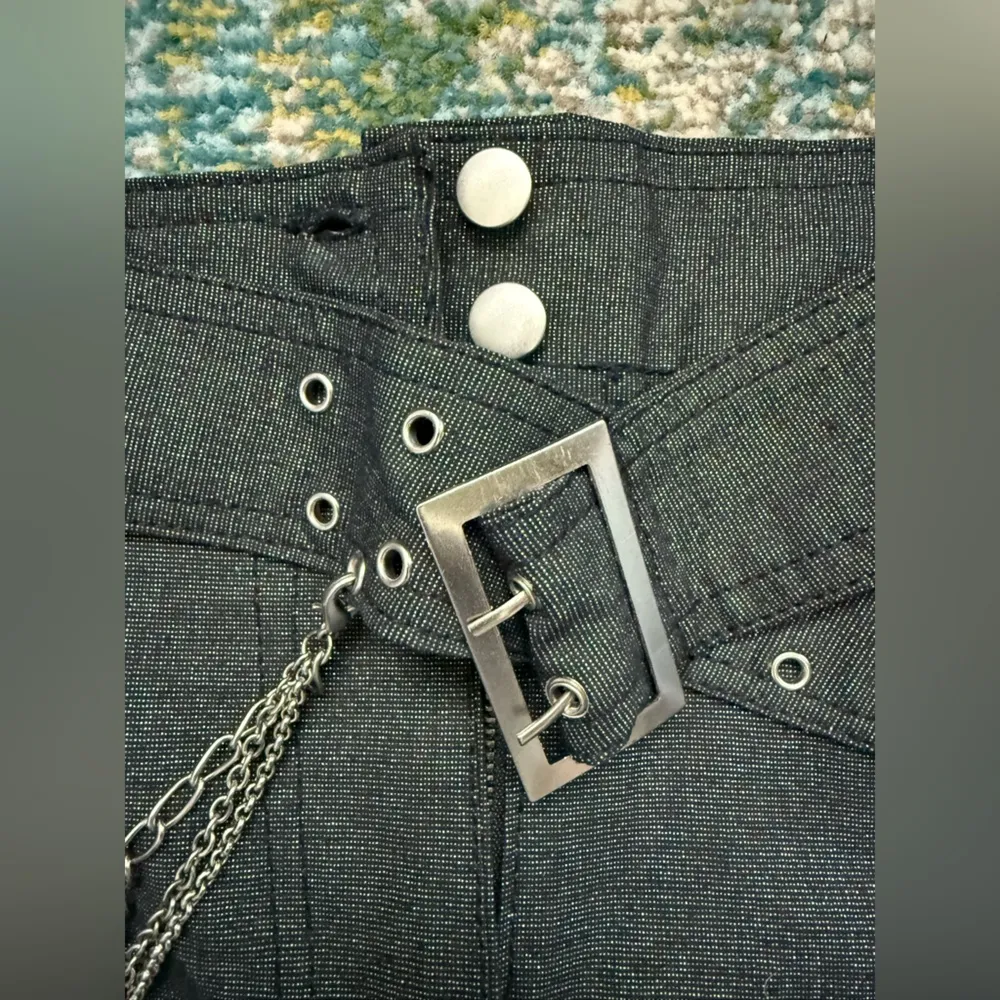 Vintage Erica Brooke metallic shimmer chain belt pencil skirt, size medium Black - Image 5