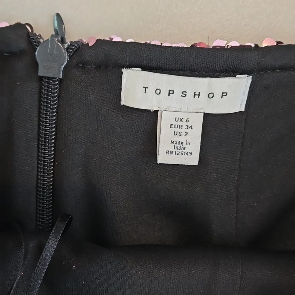 New Topshop Sequin Mini Skirt in Pink and Gold - Image 4