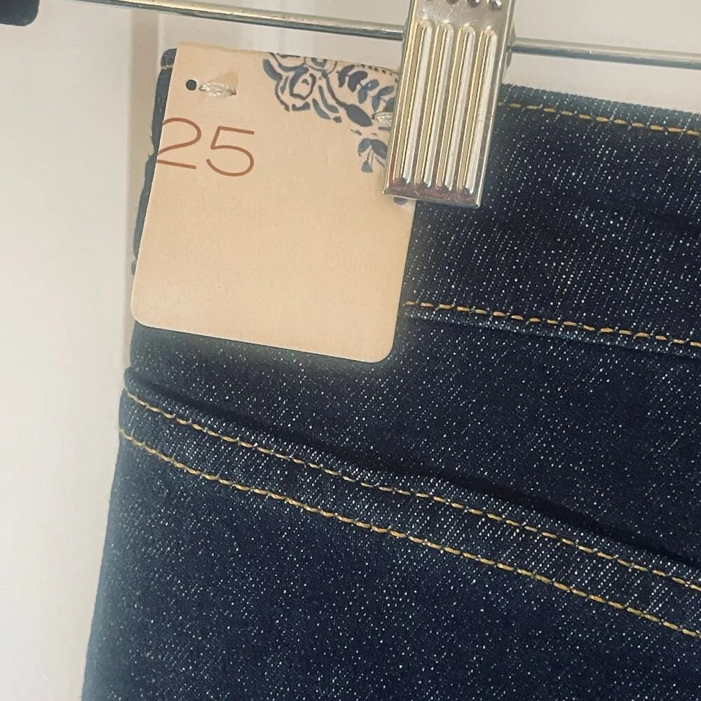 NWT Pilcro Split Hem Straight Leg Jeans - Women Size 25 - Blue - Image 5