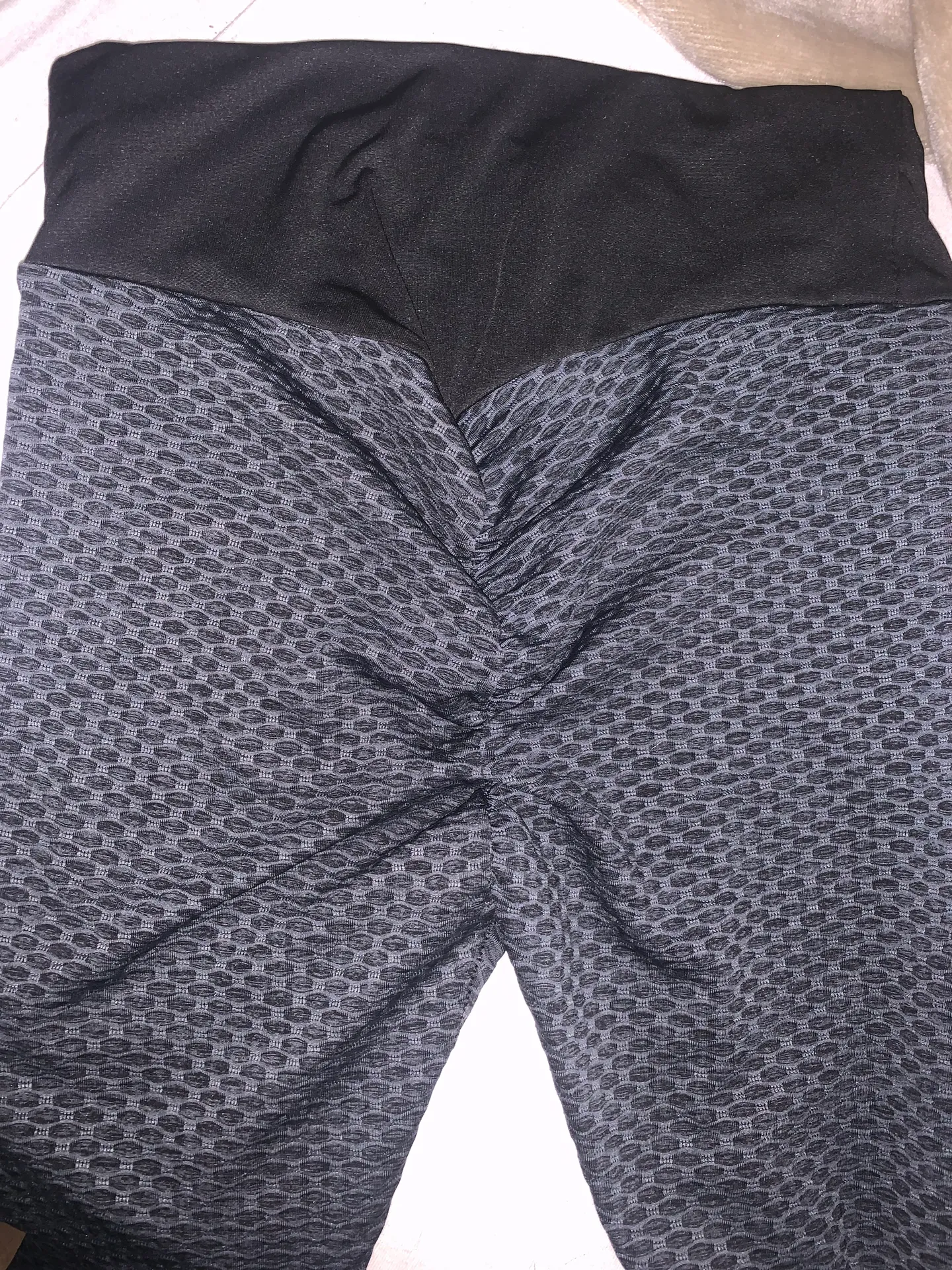 Amazon scrunch butt leggings - Image 2