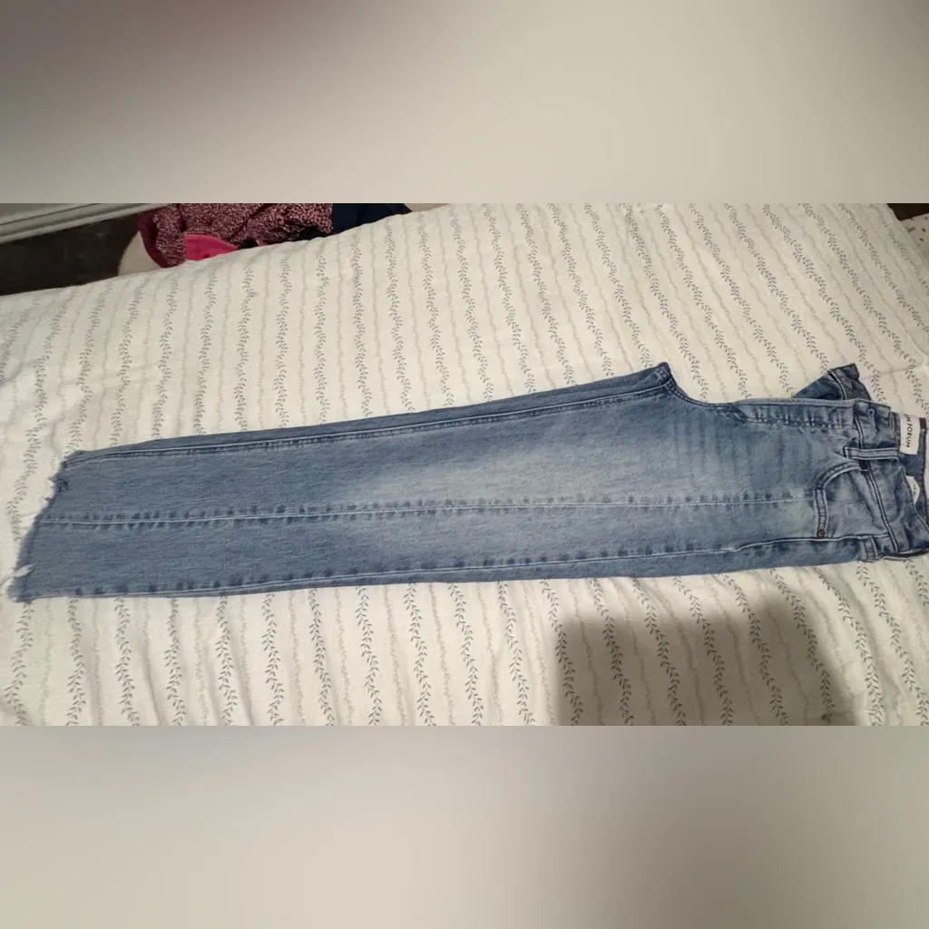 Aritzia Denim Forum The Arlo High Rise Straight size 23 - Image 4