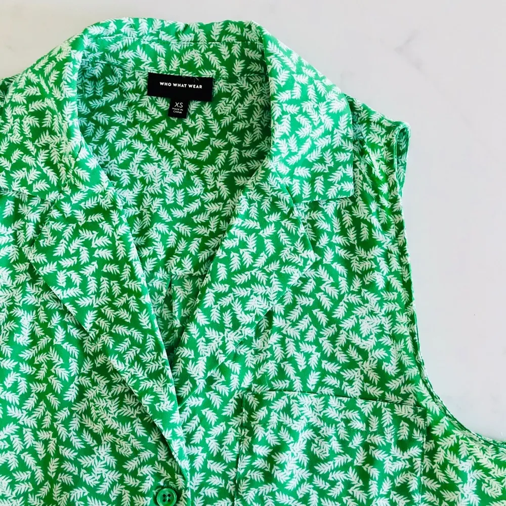 Who What Wear Floral Leaf Sleeveless Green Flow Blouse Top, sz. XS - Image 4