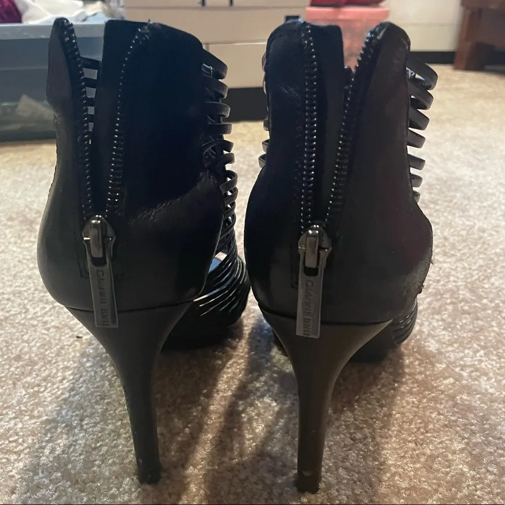 Gianni Bini Stiletto Heels Black Leather Back Zip Open - Image 3
