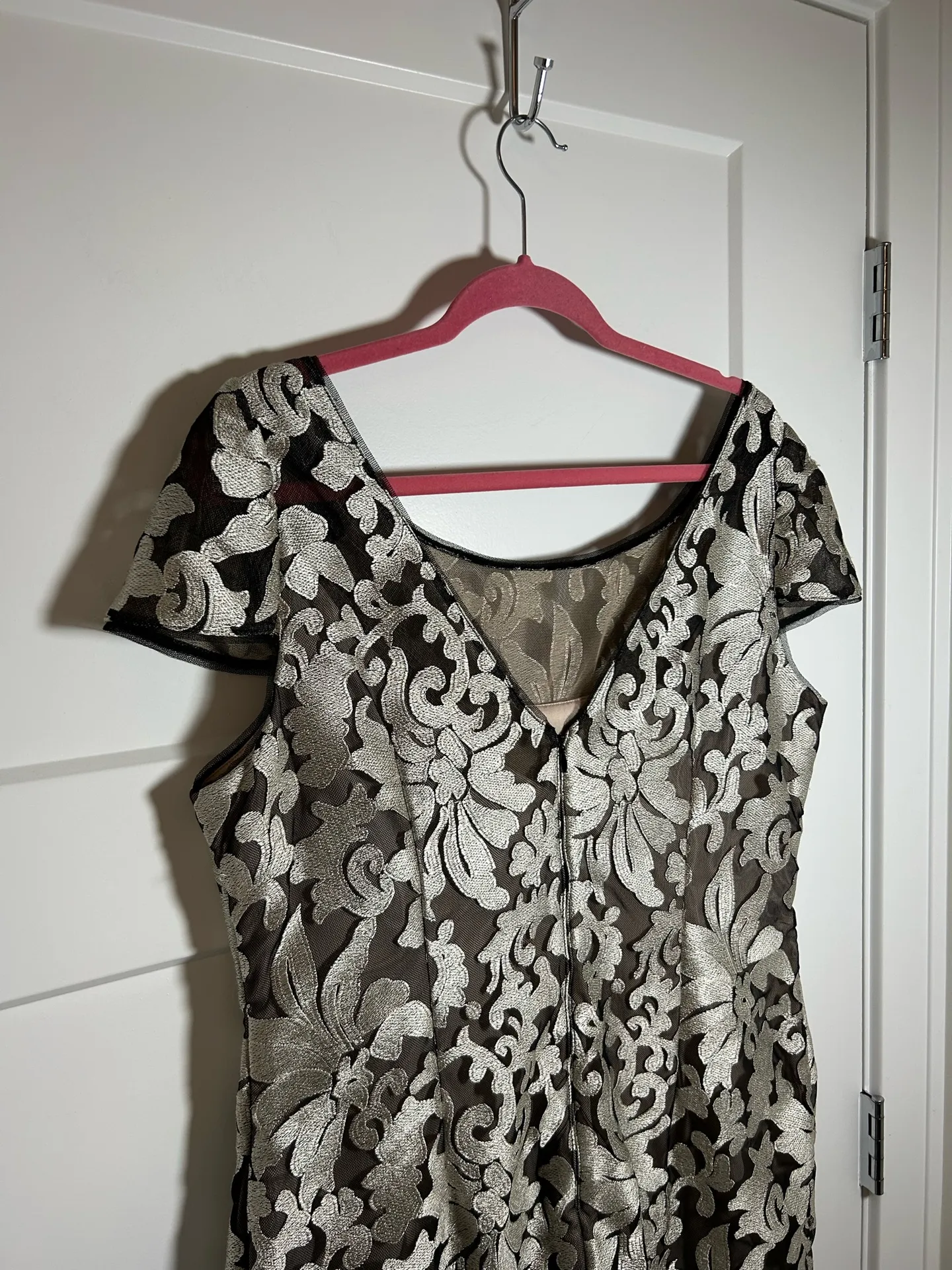 Size 16 Calvin Klein formal dress - Image 7