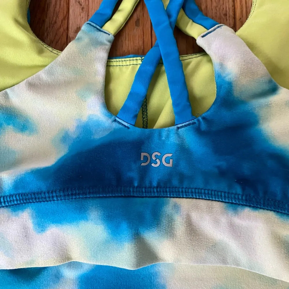 blue white and lime green crossback racerback tie dye sports bra Size XS - Image 5