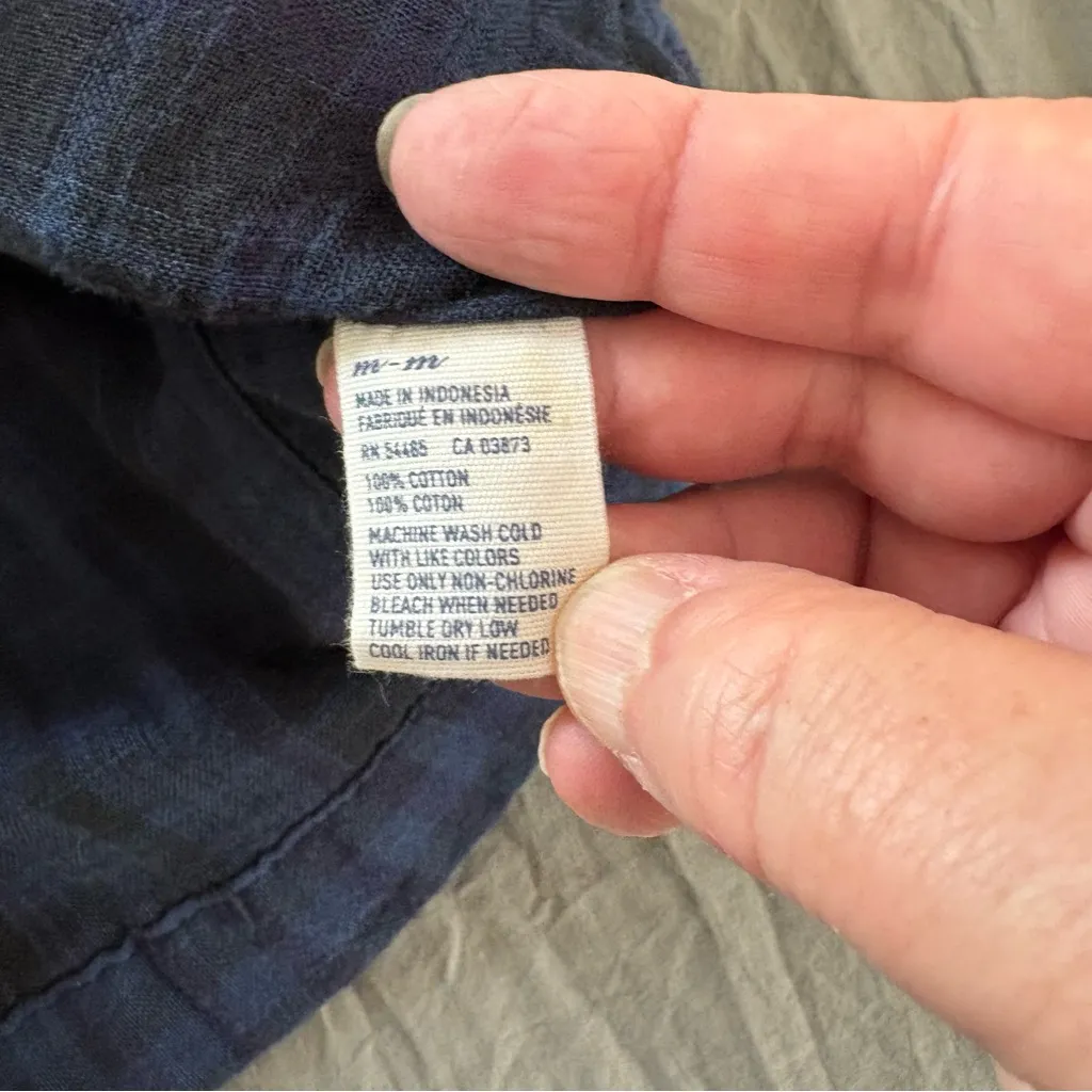 American Eagle Outfitters Flannel Shirt Jacket. Size Medium. - Image 8