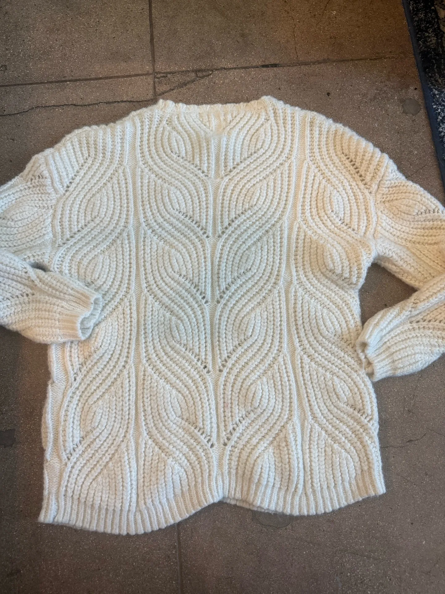 ZARA White Knit Sweater - Image 2