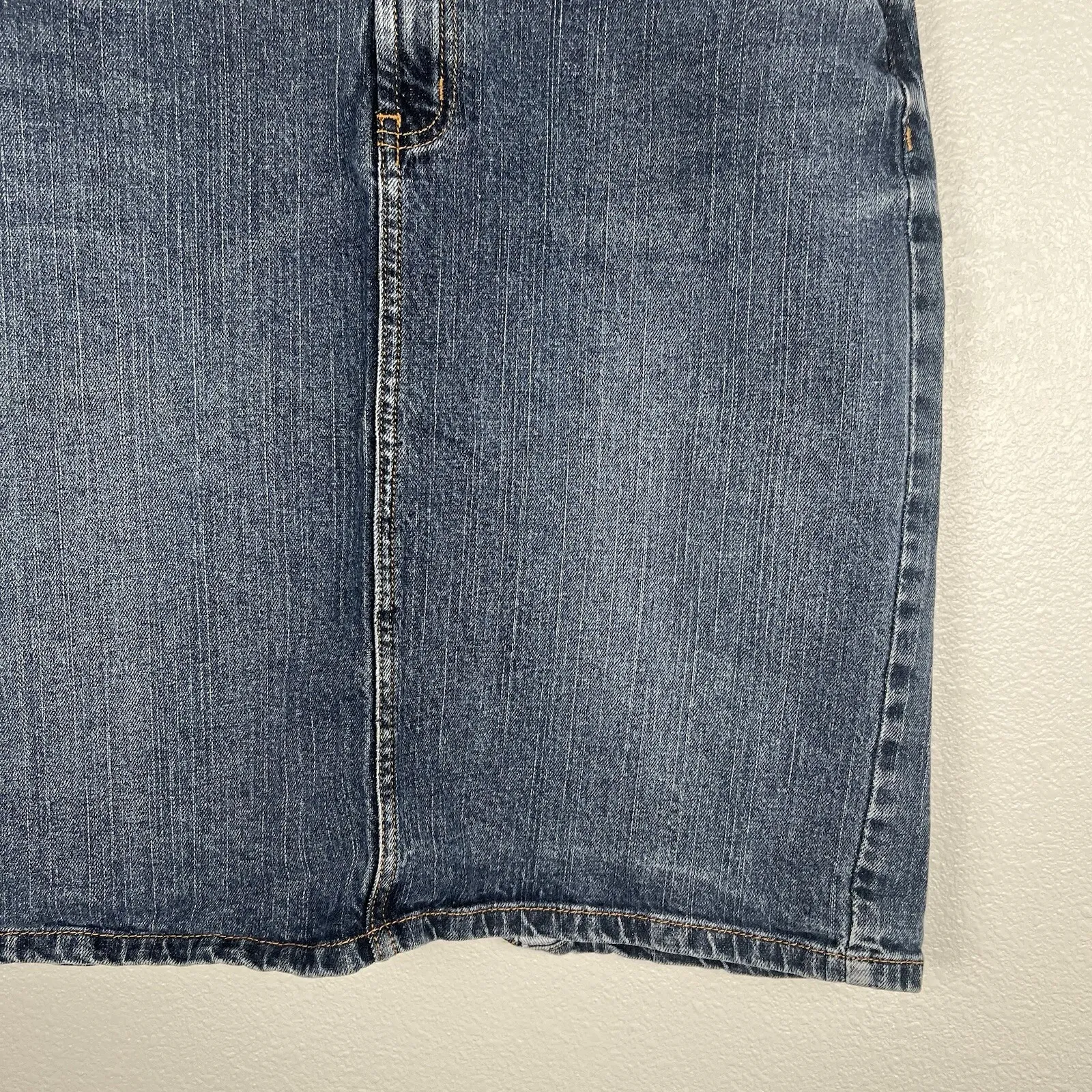 Garnet Hill Women's Denim Pencil Skirt Blue Sz 10‎ - Image 3