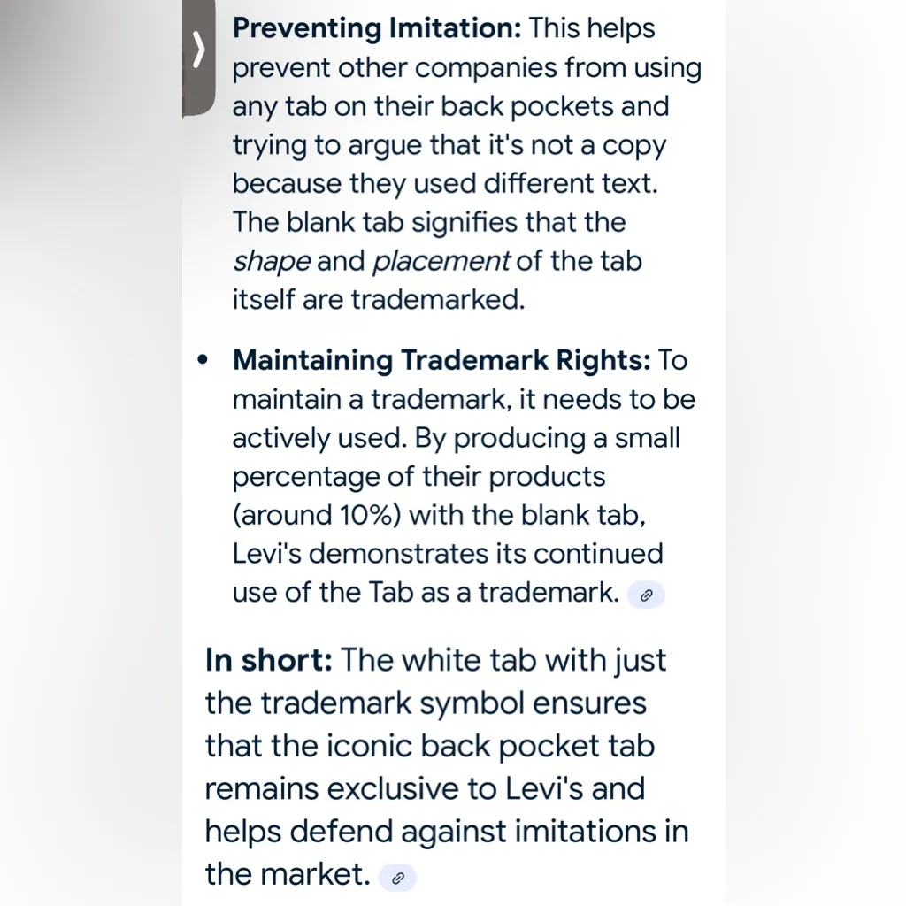 Levi’s High Waisted Mom Short In White - Image 5