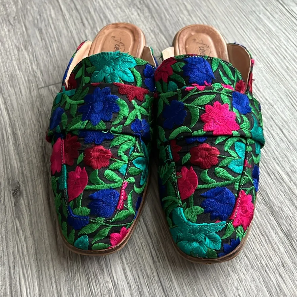 Free People Brocade At Ease Loafer Size 38 - Image 3