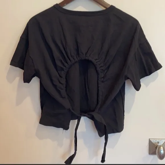 🔥Sexy Urban Outfitters Black Short Sleeve T-shirt with Tie Back🔥NWOT~med - Image 2