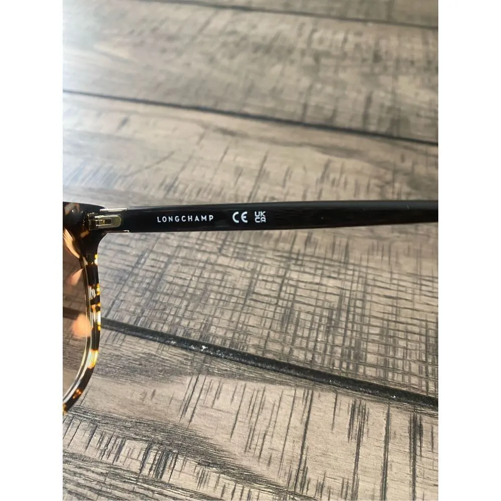 Longchamp  woman’s sunglasses with pouch - Image 4