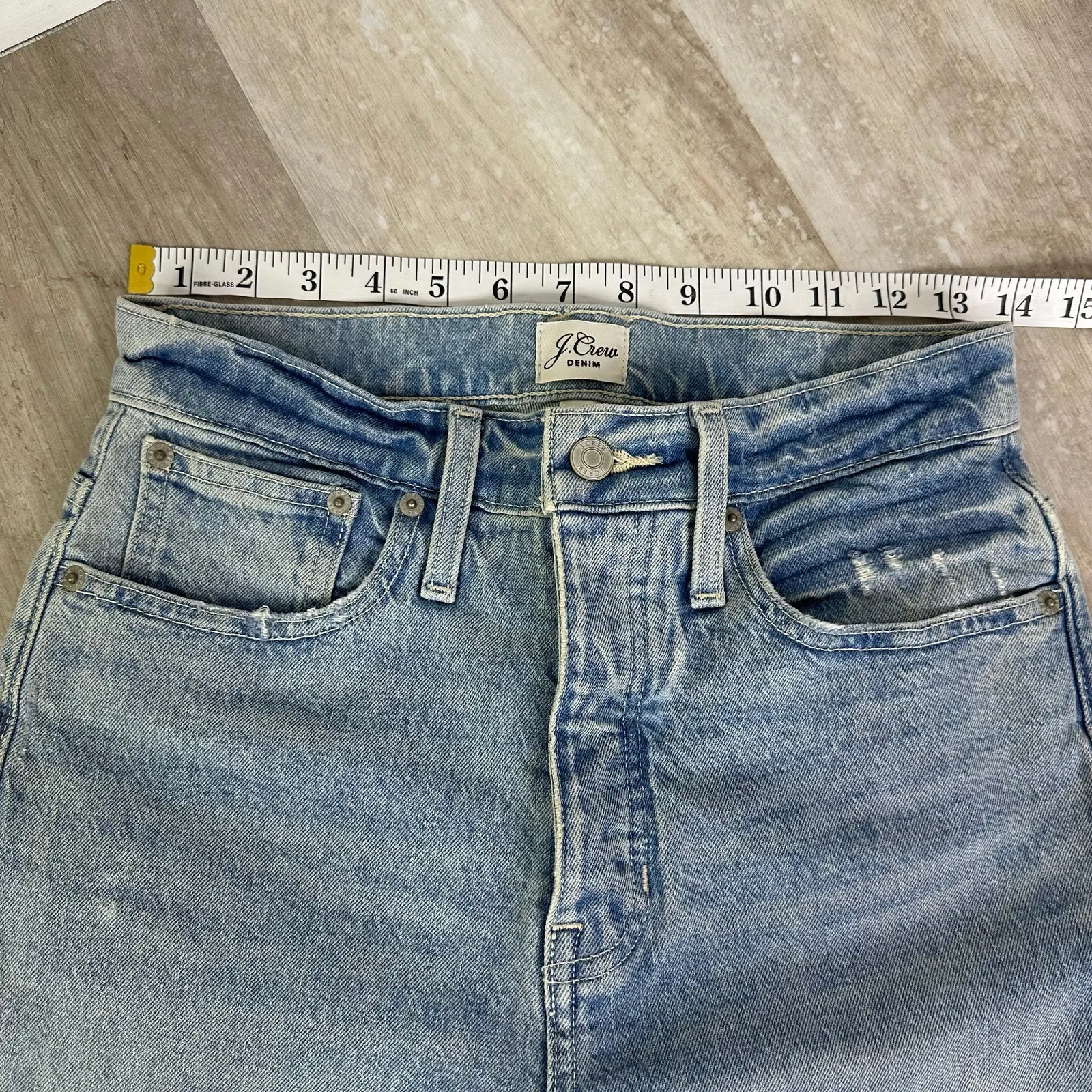 J.Crew Slouchy boyfriend jeans in Cowboy wash size 25 - Image 8