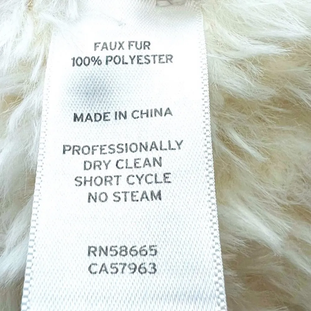 BP Nordstrom Infinity Scarf White Ivory Faux Fur Cozy Soft Winter Neck NWT - Image 3