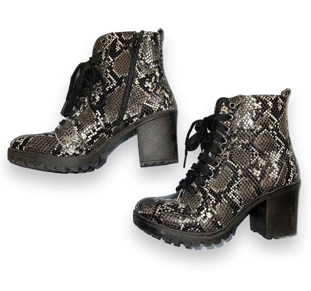 Time and Tru Womens Snakeskin Ankle Boots Moto Combat Biker Chunky Heeled Size 7 - Image 2