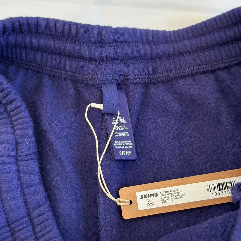 Skims Cotton Fleece Boyfriend Short in Concord, Size Small - Image 4