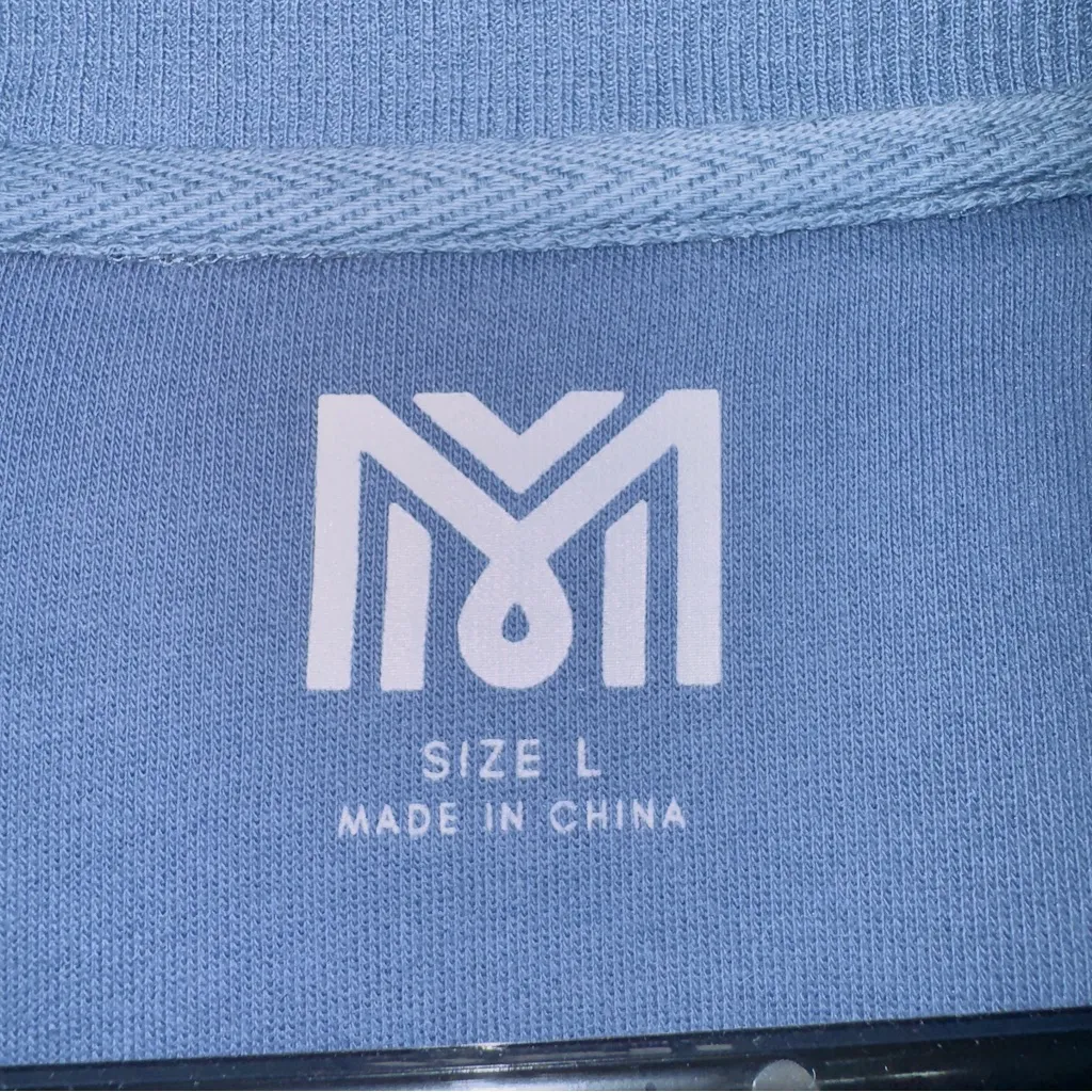 Women's Stylish Blue Oversized Pullover Sweatshirt with 'Strong is Sexy' Print Size L - Image 5