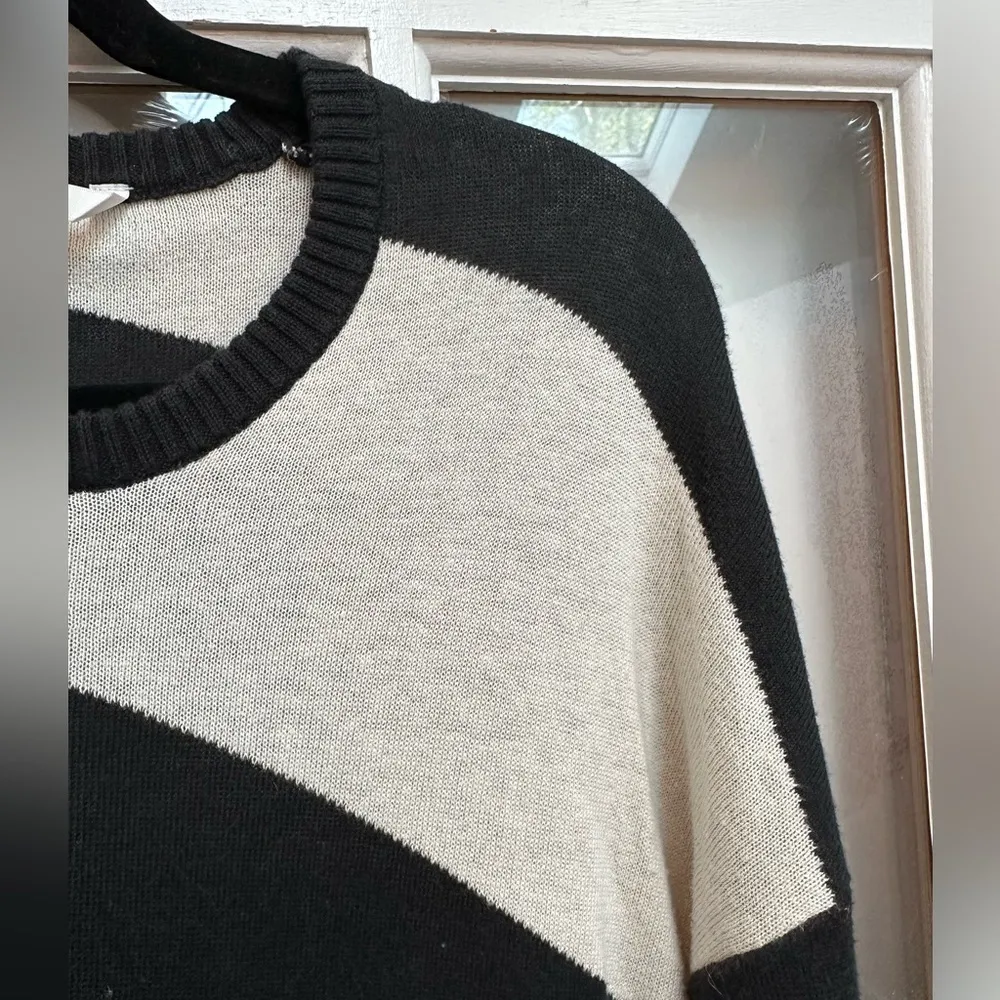 Volcom Chevron Black & Off White Knit Long Sleeve Sweater Dress Size Small S - Image 4