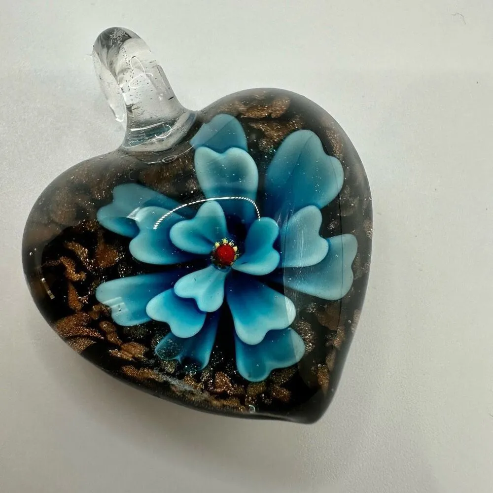 Heart blue glass lamp work pendant - Image 2