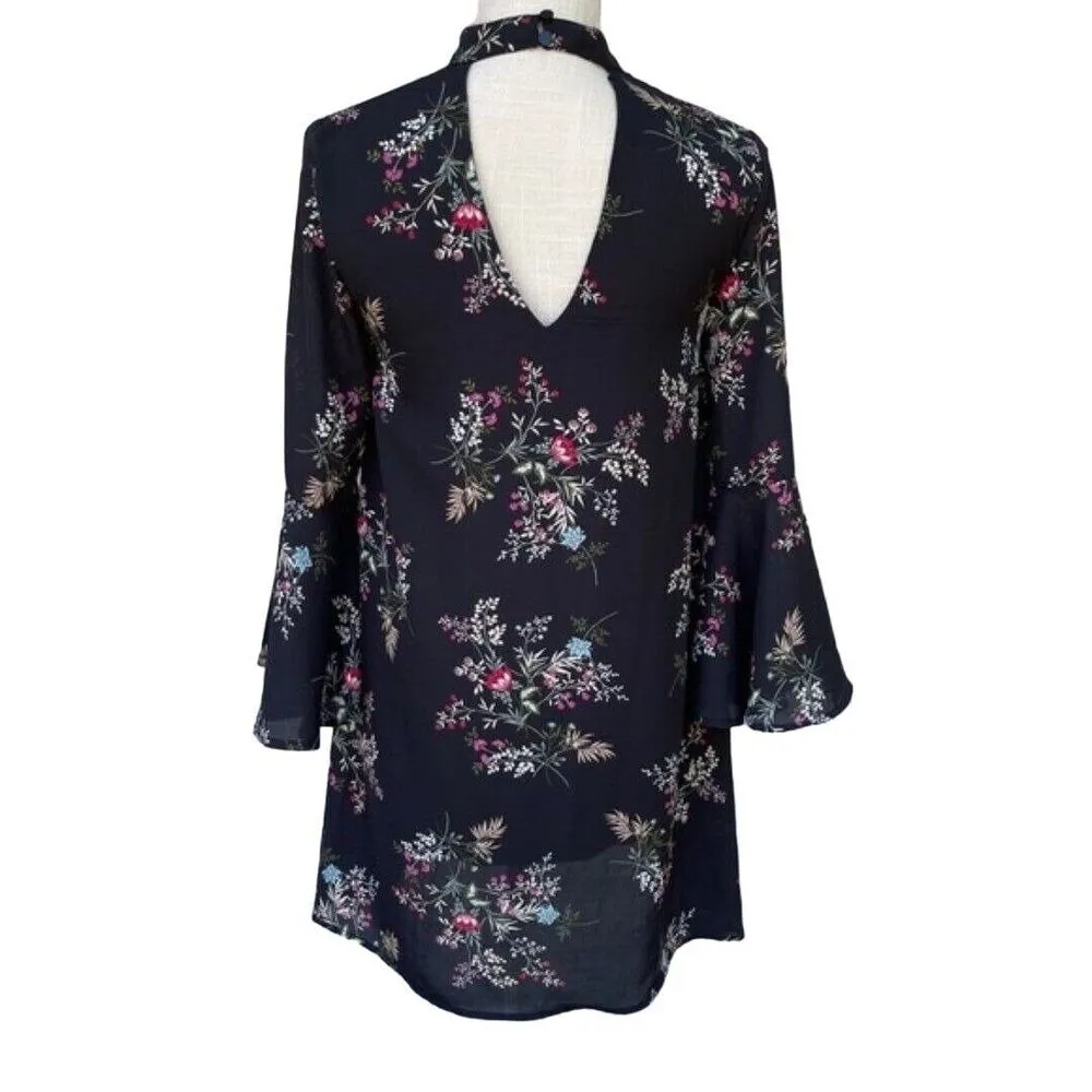 Francescas Miami Serena Shift Dress Womens Sz XS Floral‎ Choker Neck Bell Sleeve Black - Image 3