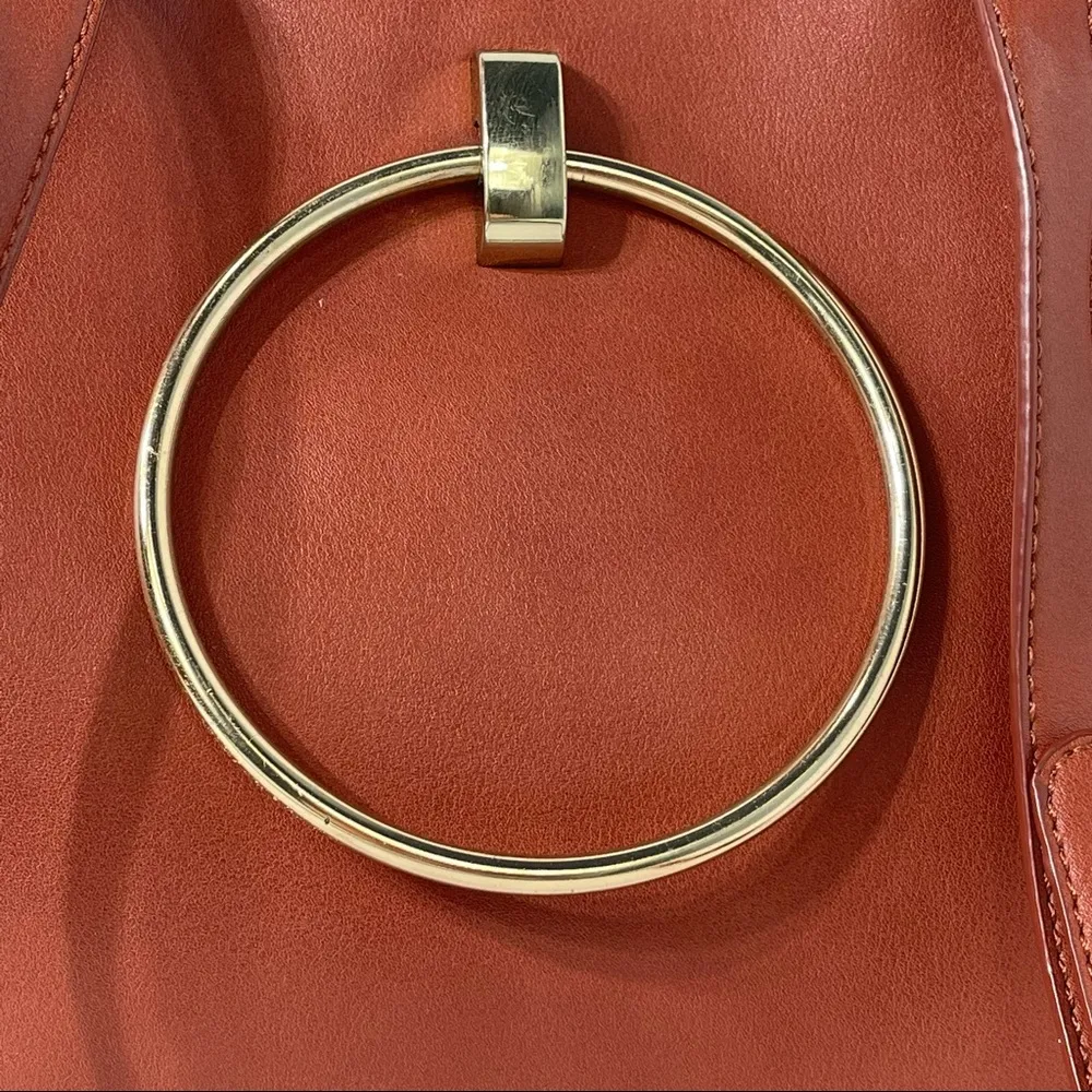 Forever 21 Curved Shoulder/Handbag - Image 8