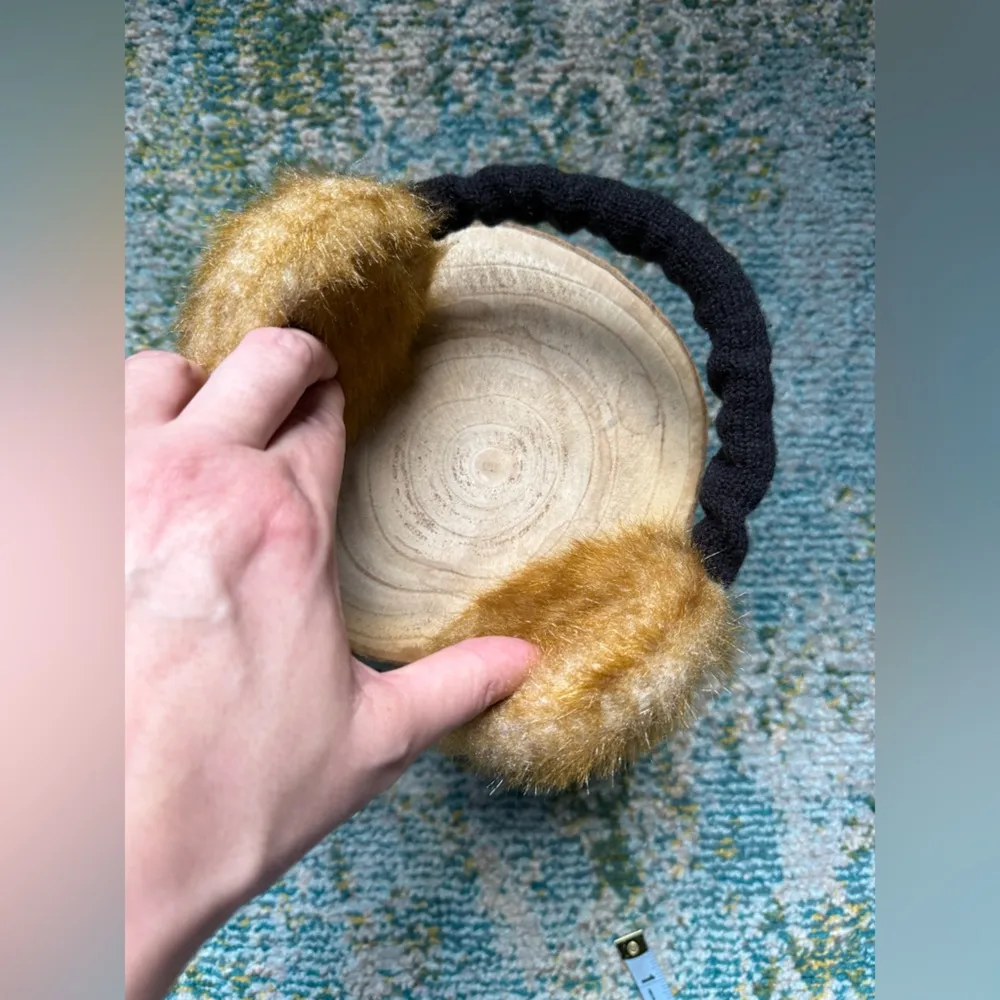 Vintage faux fur winter ear muffs, one size Tan - Image 5