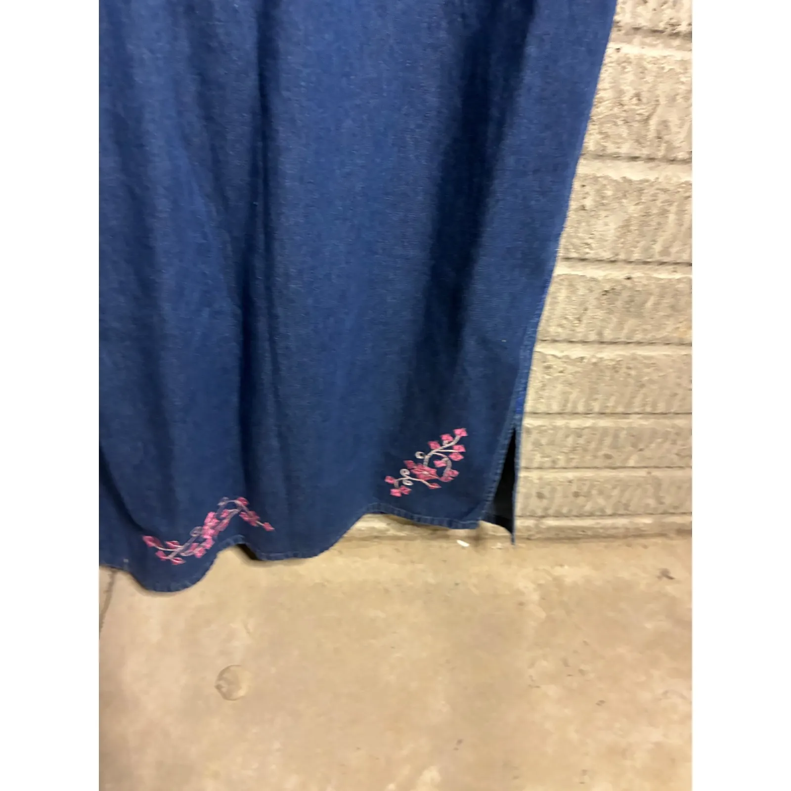 Time Out 90's Denim Dress Floral Embroidery Sleeveless Blue Size L Size L - Image 3