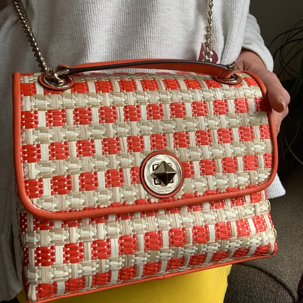 Authentic KATE SPADE Straw/Leather Flap turnlock crossbody/Shoulder bag - Image 11