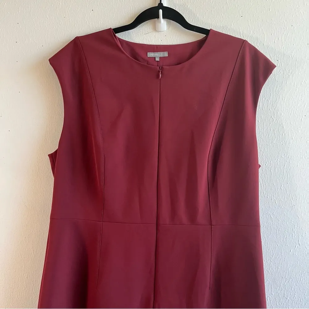 Jaeger Dress Burgundy Red Front Zip Cap Sleeve Sheath Dress Sz US 14 GUC - Image 2