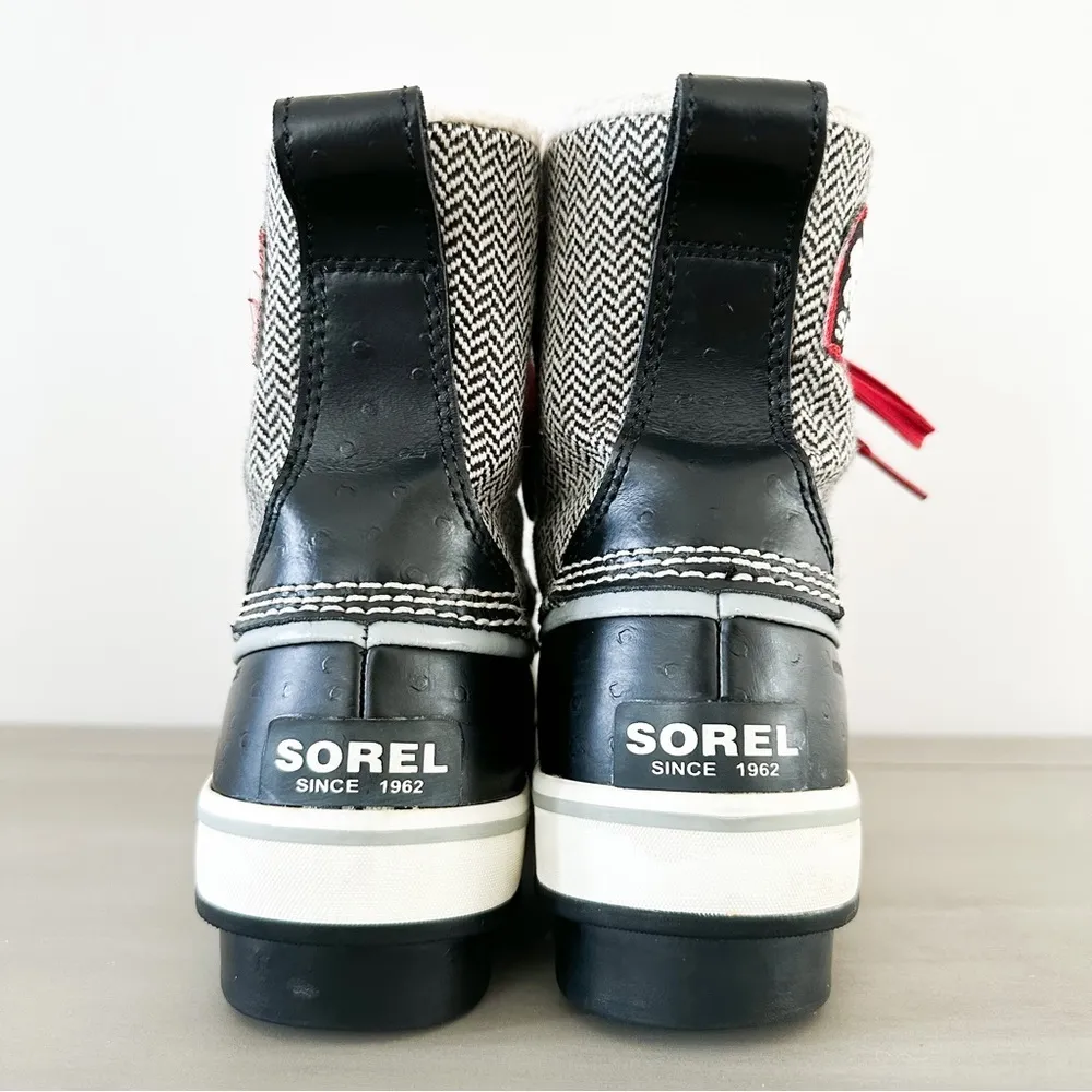 Sorel Womens Trivoli Herringbone Insulated Waterproof Lace up boots sz 6 - Image 4