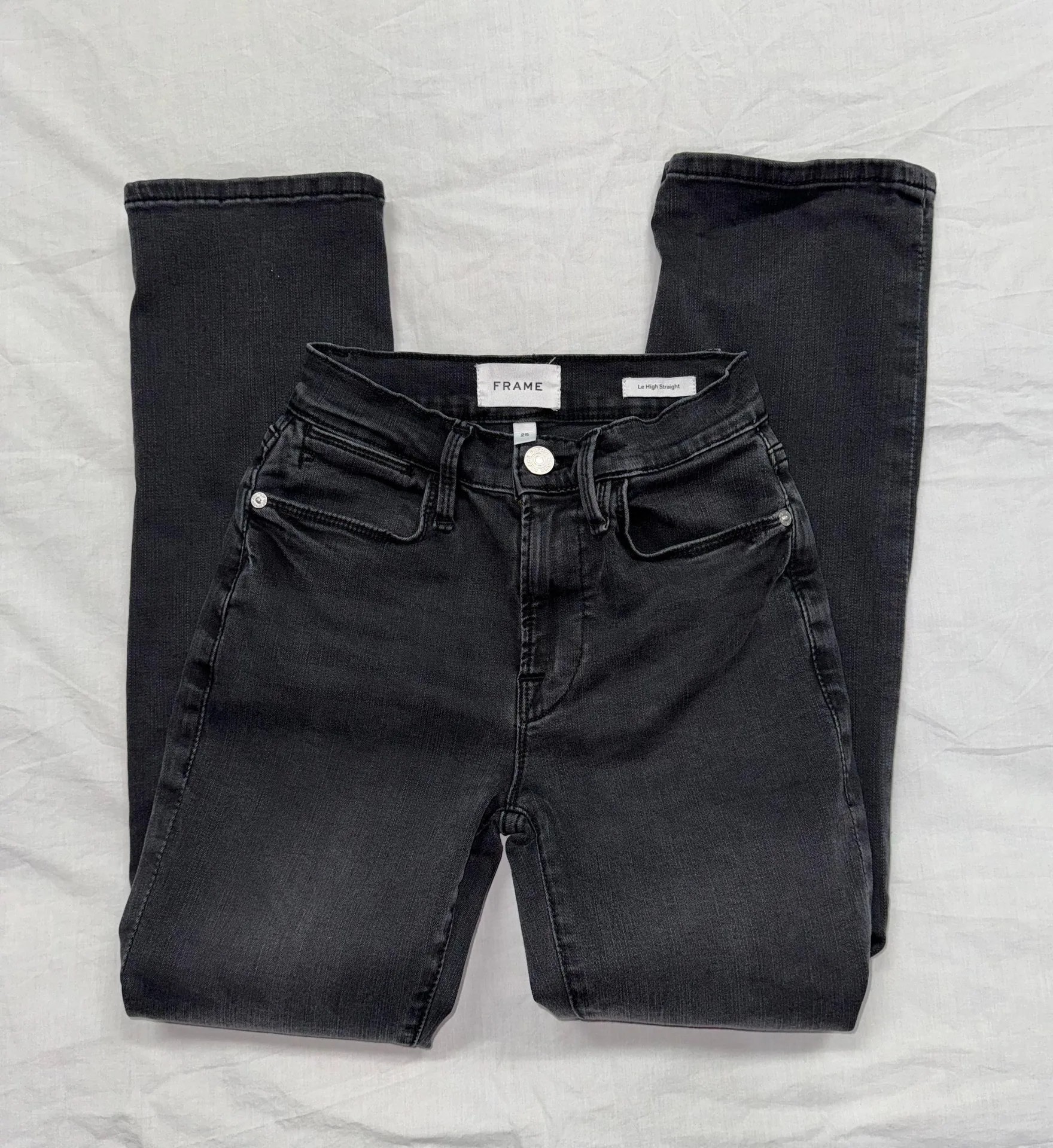 FRAME Le High Straight Jeans In Mardel - Image 3