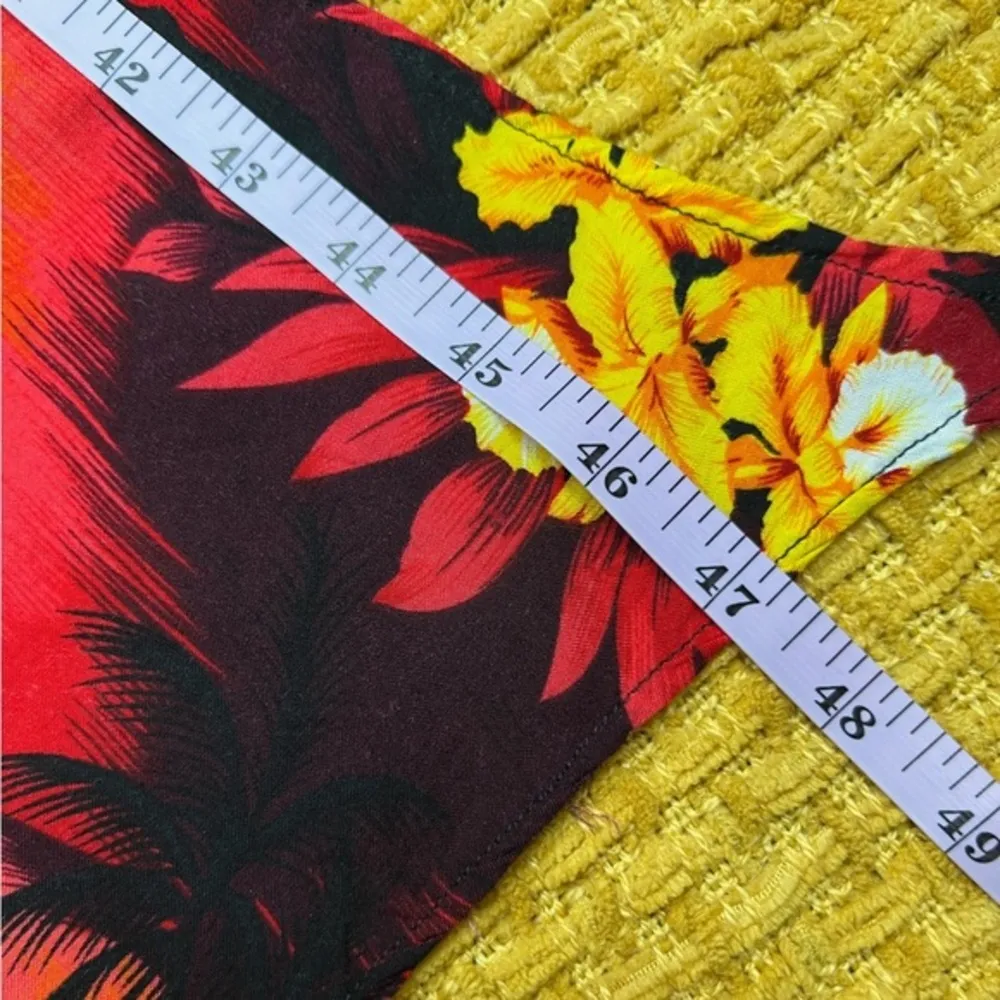 Colorful Swim Sarong Coverup Jamaica Red Size undefined - Image 9