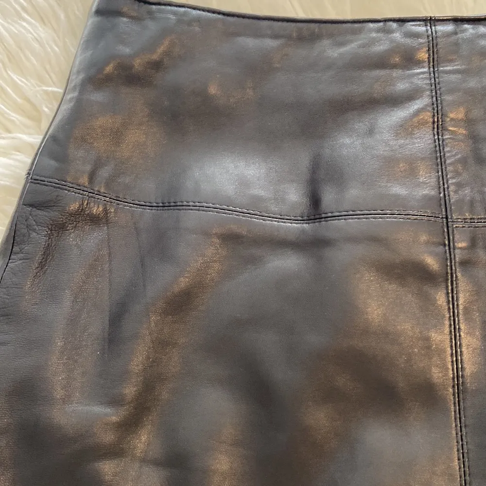 SIENA 100% Leather Skirt long 23” waist 30” hips 36” excellent condition size 10 - Image 2