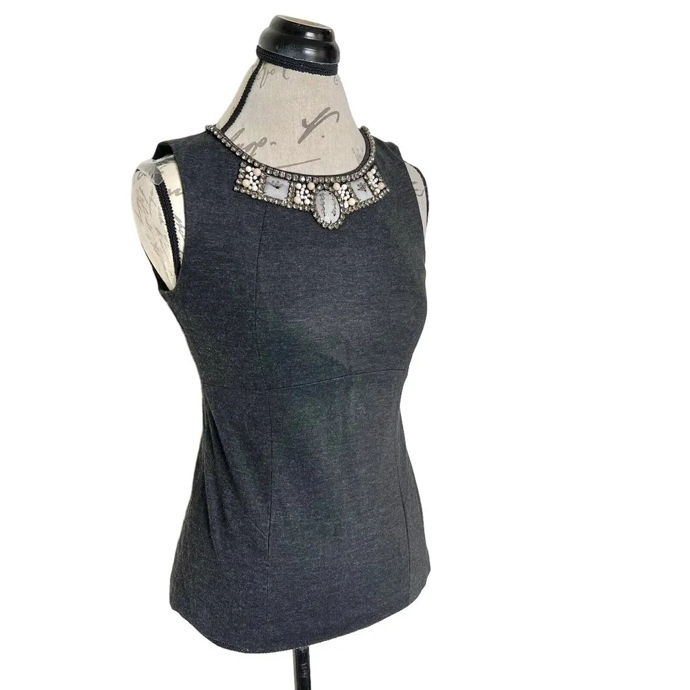 Cabi Womens Blouse  Size 2 Top Sleeveless Necklace Neckline Sequins Pearl Gray - Image 2