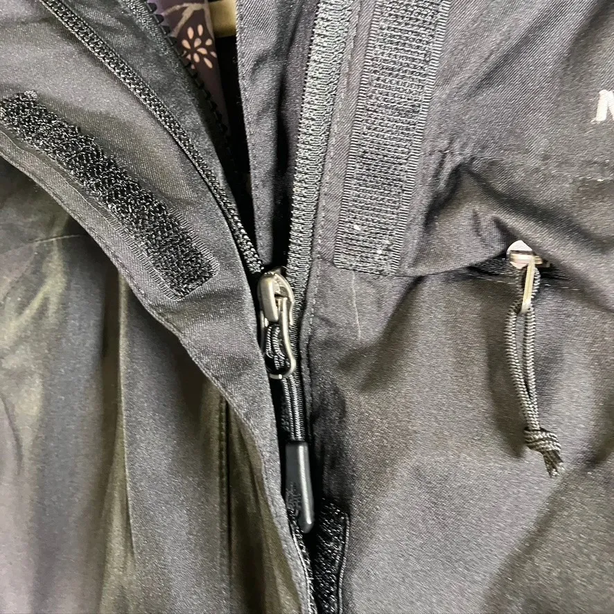 The North Face Womens XS Black‎ Hyvent Hooded Rain Jacket Coat Outerwear - Image 8