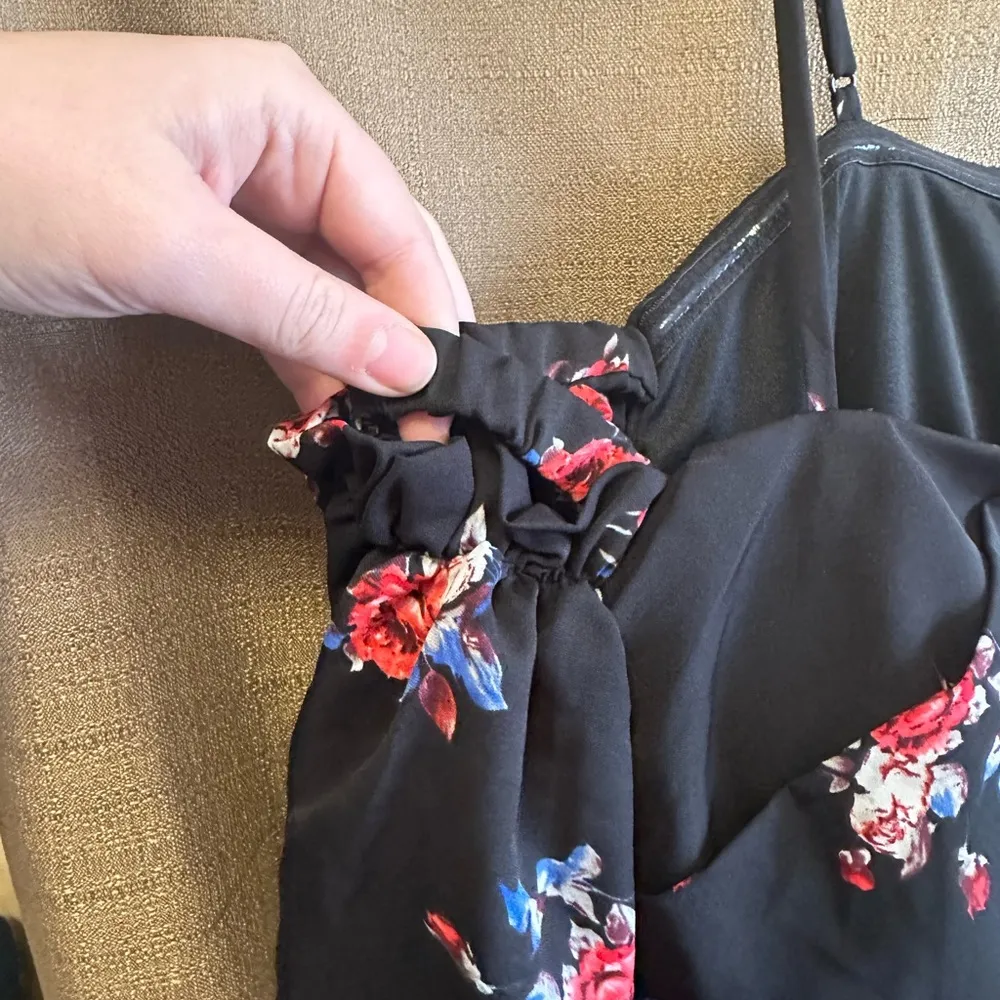 NWT Social Graces Floral Off Shoulder Layered Ruffle and Fishtail Dress Size 10 Black - Image 5