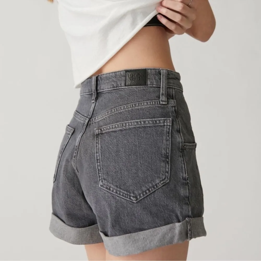 Urban Outfitters BDG Carrie Denim Shorts High Waist Rolled Cuff 28 - Image 3