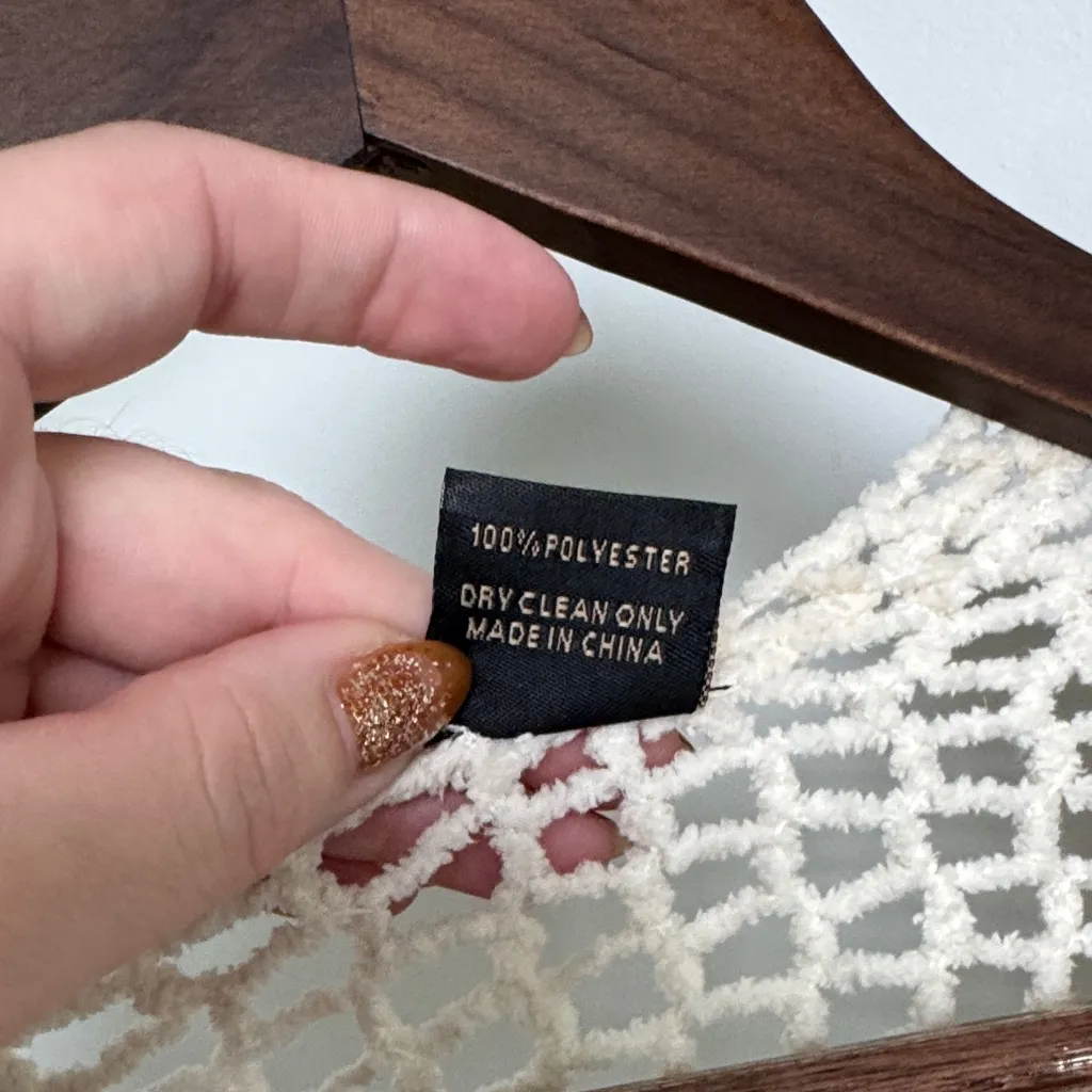 SAACHI Cream Lace Open - Image 3