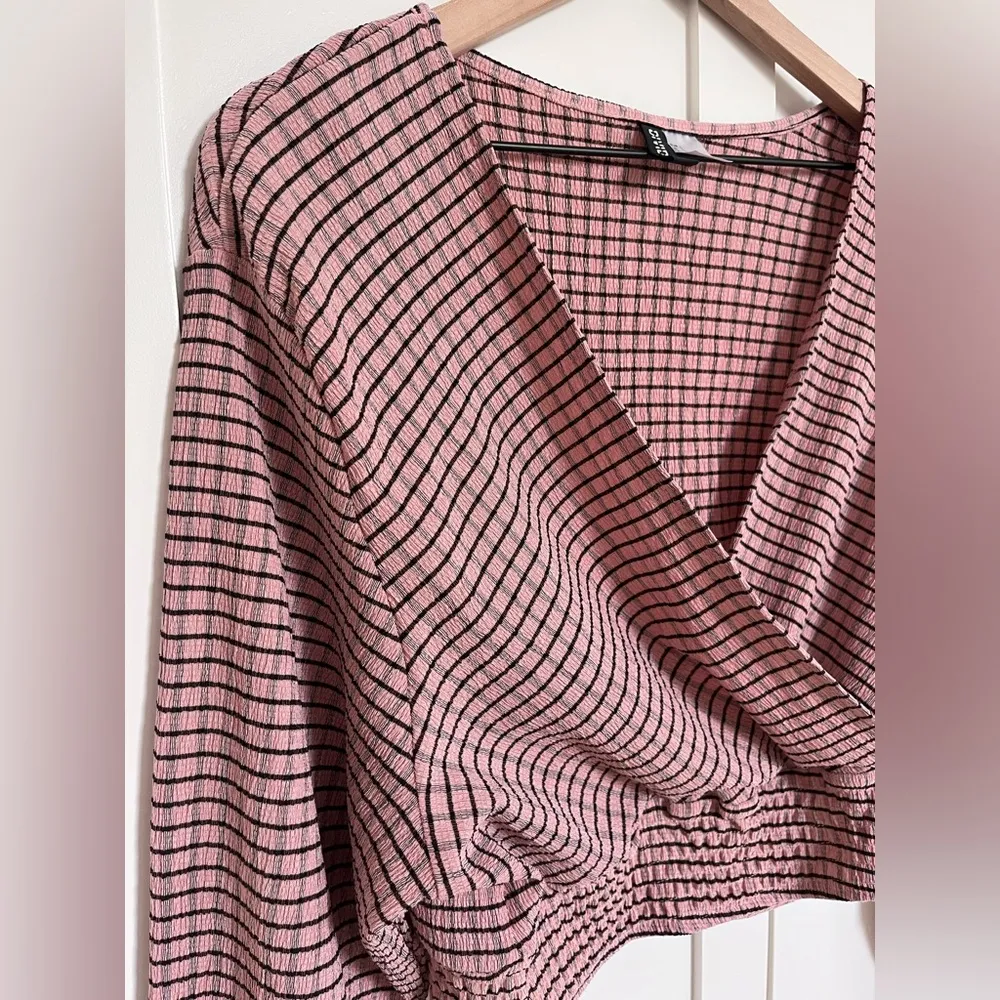 H&M criss cross blouse - Image 2